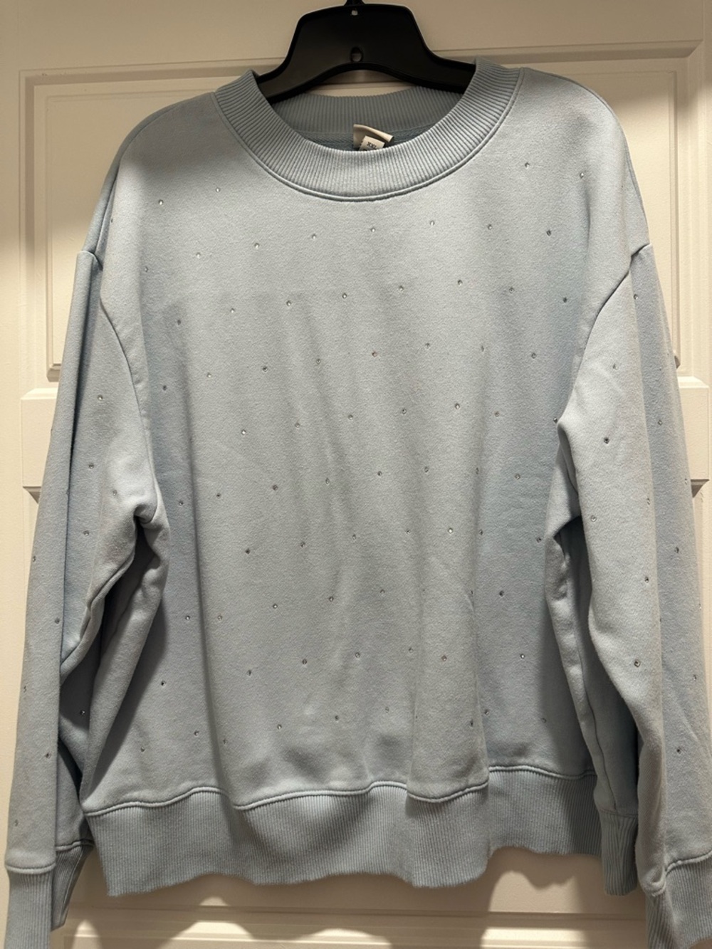 Women’s sweatshirt